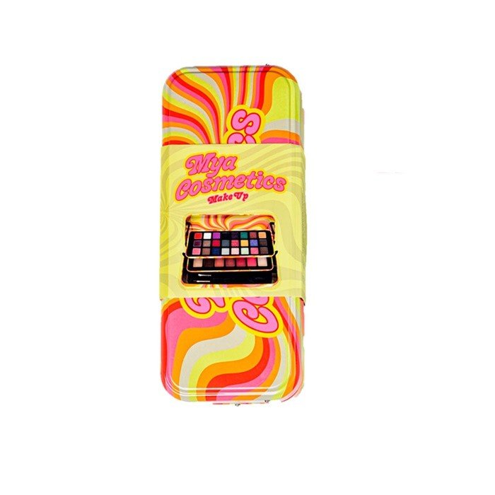 mya-makeup-kit-the-60s-are-back-cosmeticclick