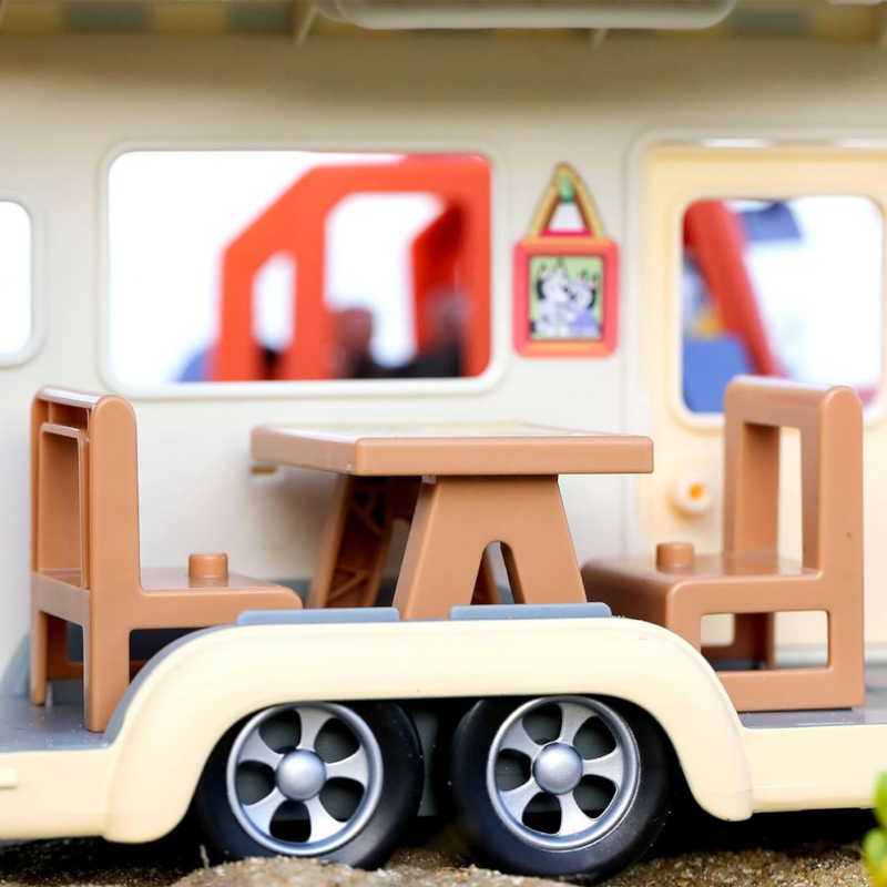 bluey-caravana-de-aventuras-famosa-3