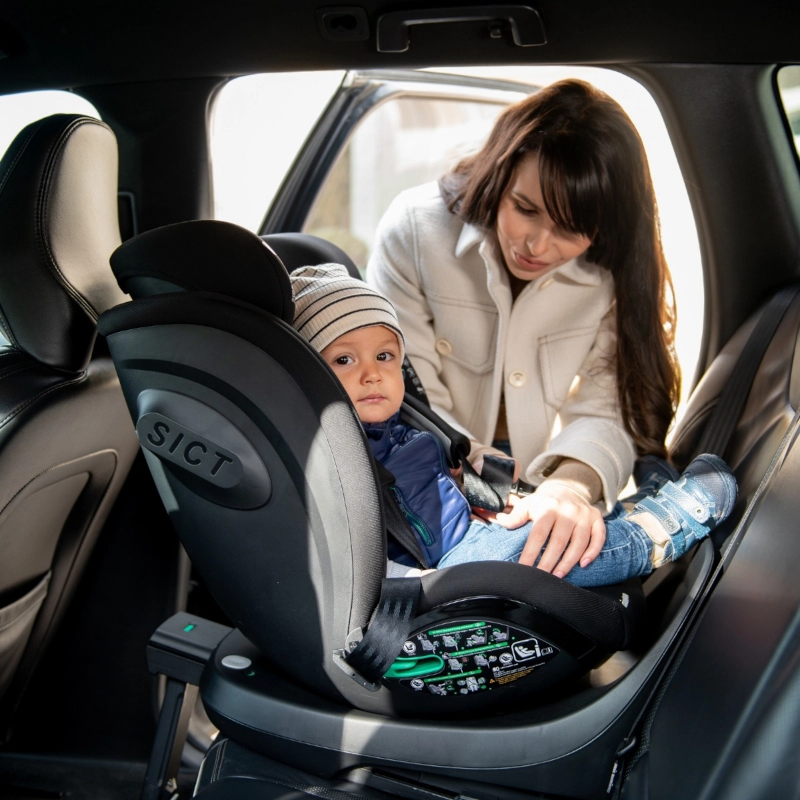 i-twist-i-size-baby-car-seat-with-support-leg-2