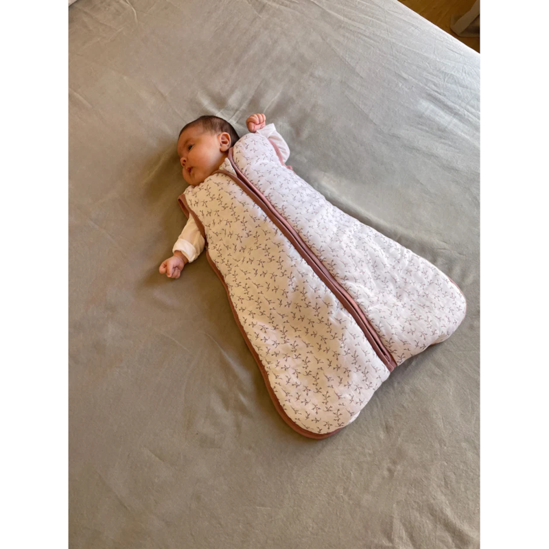 saco-de-dormir-bebe-0-6-meses-tog-2.5-floral-pink-3